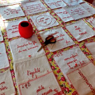 Sofie Vinet - Brodeuse écriveuse - Paroles Brodées