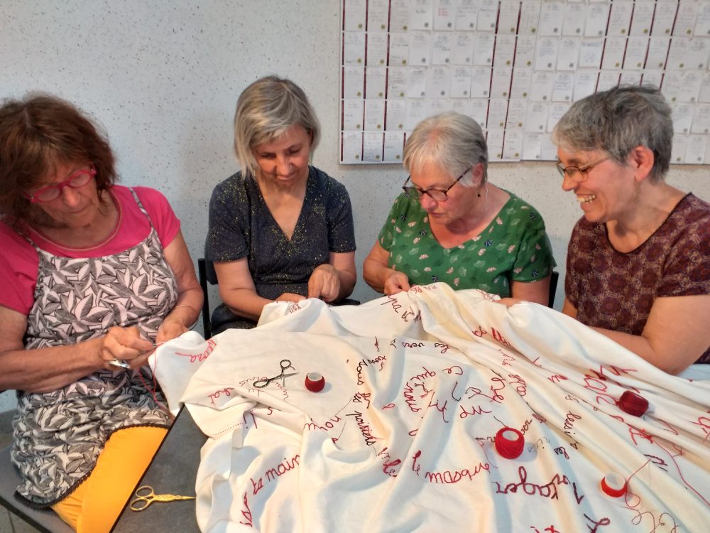 Sofie Vinet - Brodeuse écriveuse - La Nappe - brodeuses à Abbaretz (44)