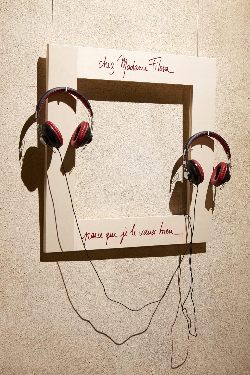 Sofie Vinet - Madame Filosa - Parce que je le Vaux Bien - installation sonore