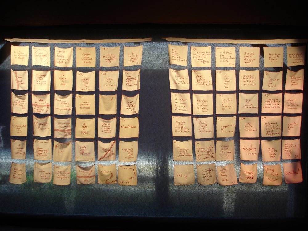 Sofie Vinet - Brodeuse écriveuse - Paroles Brodées - Le Lavoir