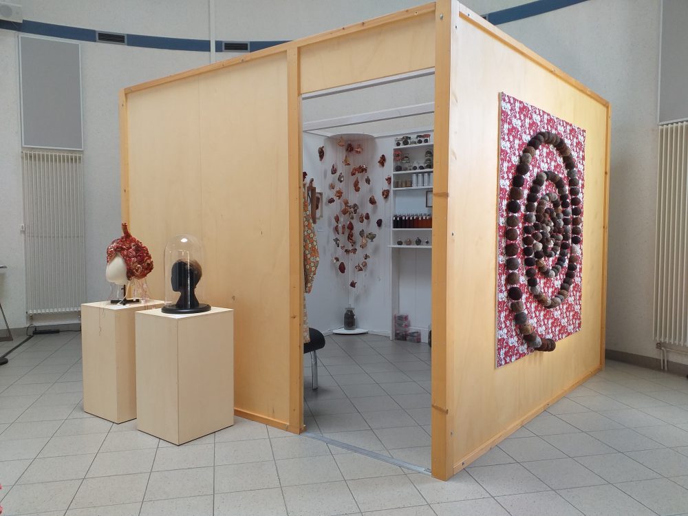 Sofie Vinet - Madame Filosa - Spirale aux Pelotes - cabane à la mairie d'Abbaretz (44)