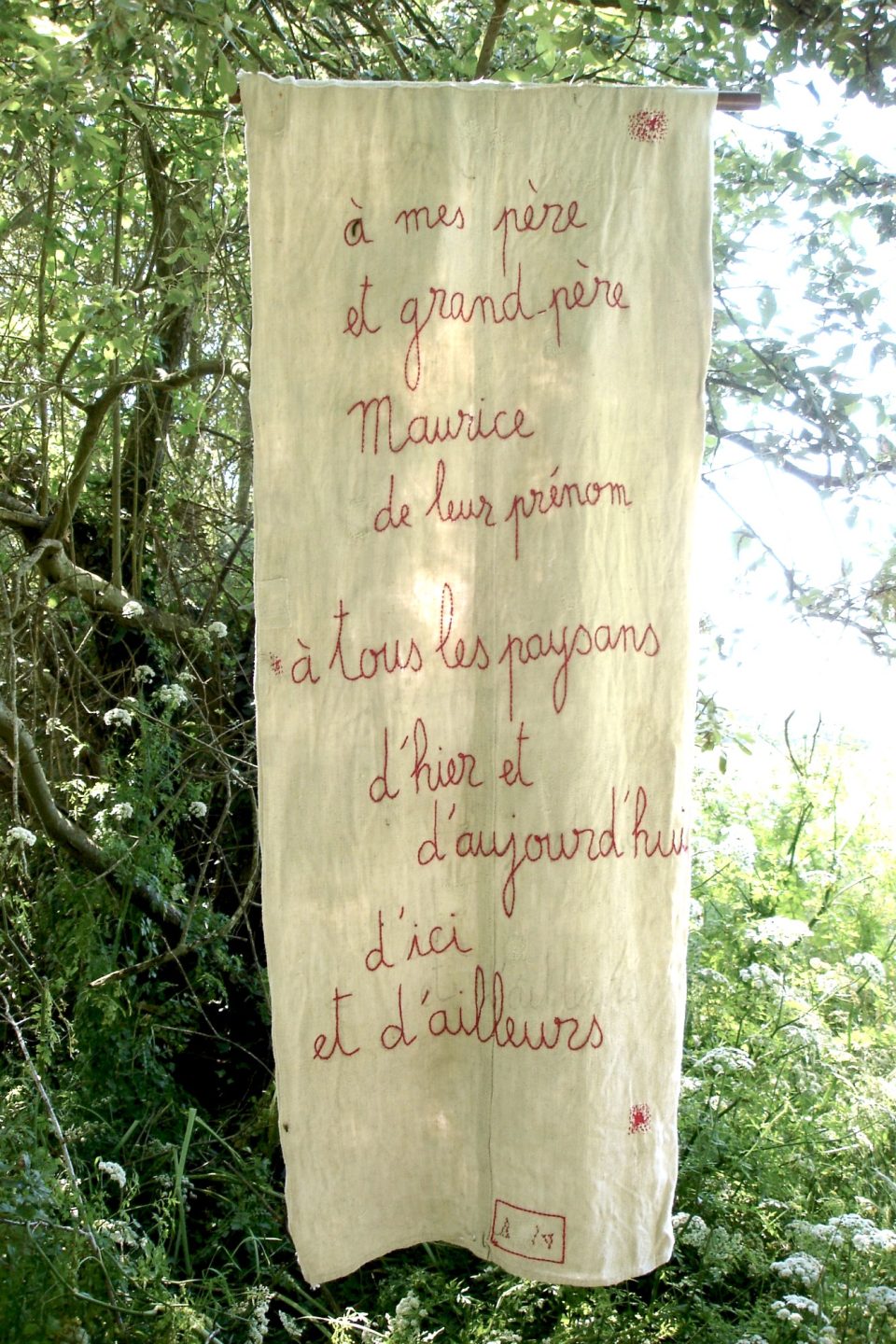 Sofie Vinet - Brodeuse écriveuse - Textes brodés - Landes Art - Notre-Dame-des-Landes (44)