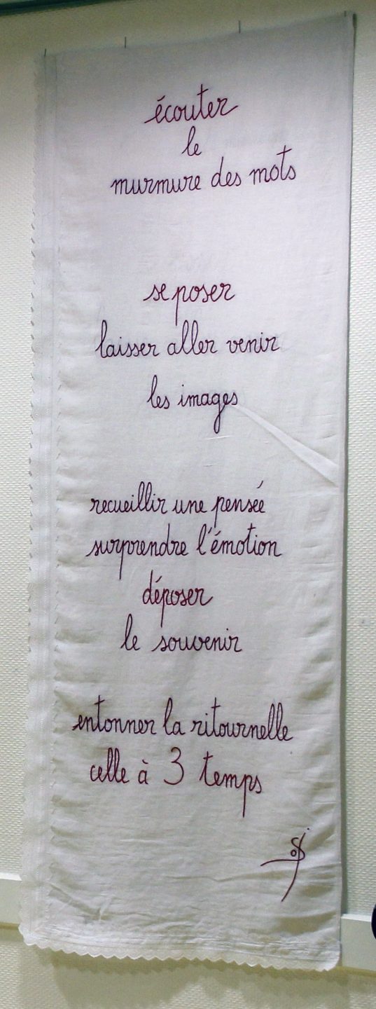 Sofie Vinet - Brodeuse écriveuse - L'écritoire - La Ritournelle