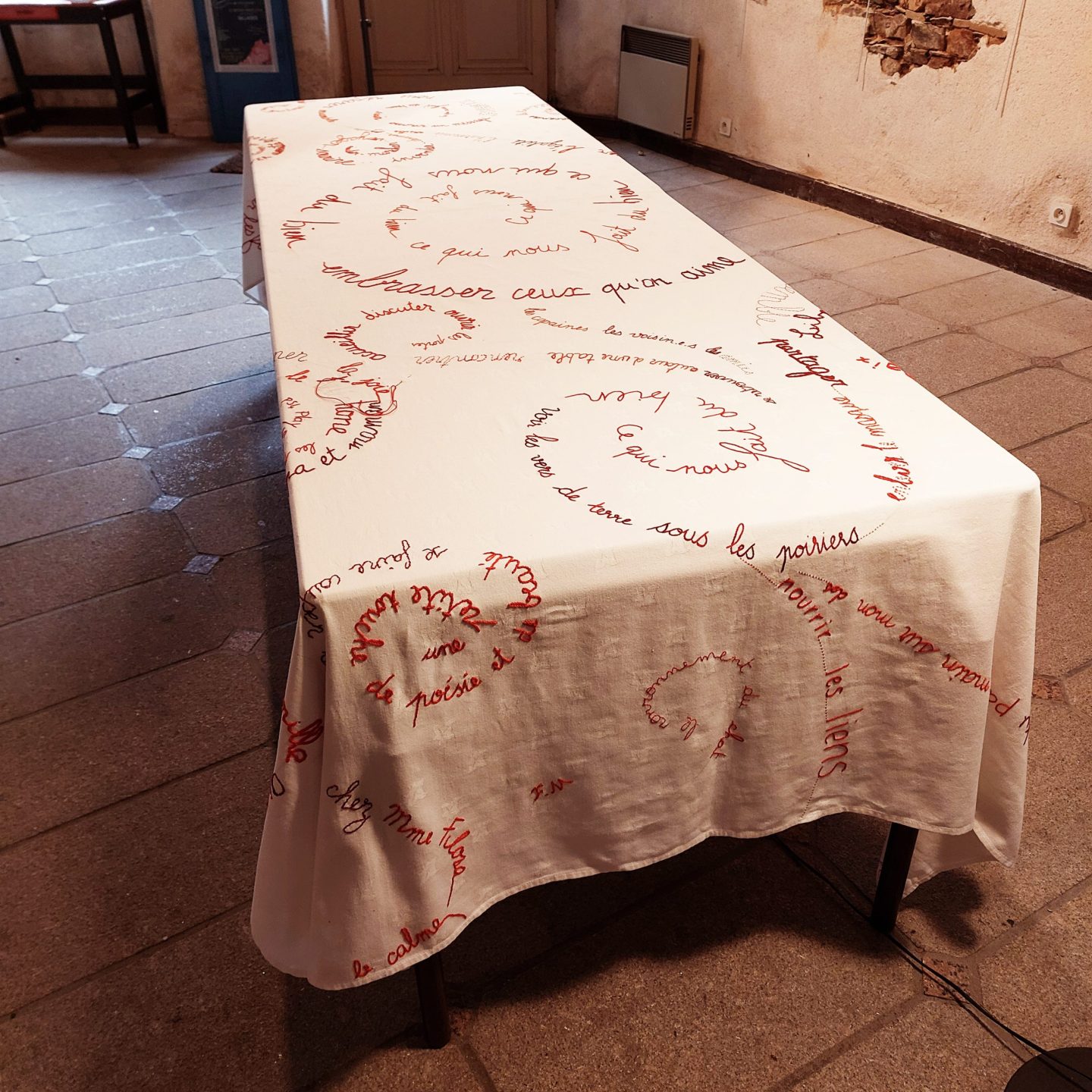 Sofie Vinet - Brodeuse écriveuse - La Nappe - Châteaubriant (44)