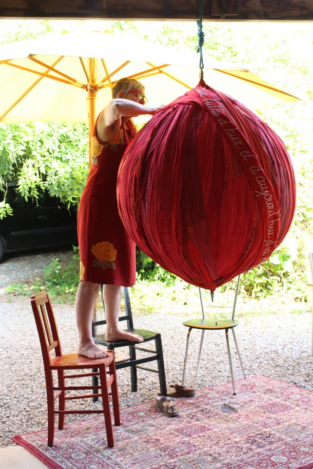 Sofie Vinet - Fille de la terre - La Pelote de Chiffons Rouges - atelier finitions