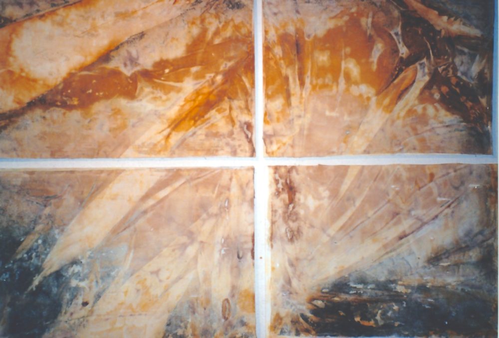 Sofie Vinet - Histoires de Femmes - Traverse - Drap tendu sur cadres en bois à Châteaubriant (44)