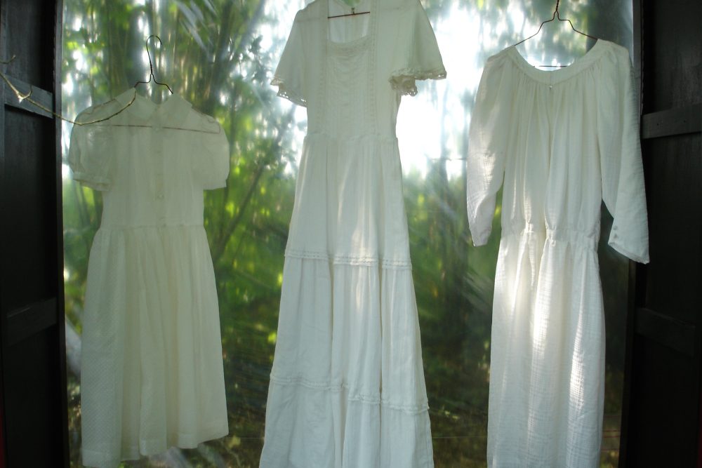 Sofie Vinet - Histoires de Femmes - L'Armoire aux Trois Robes - Notre-Dame-des-Landes (44)