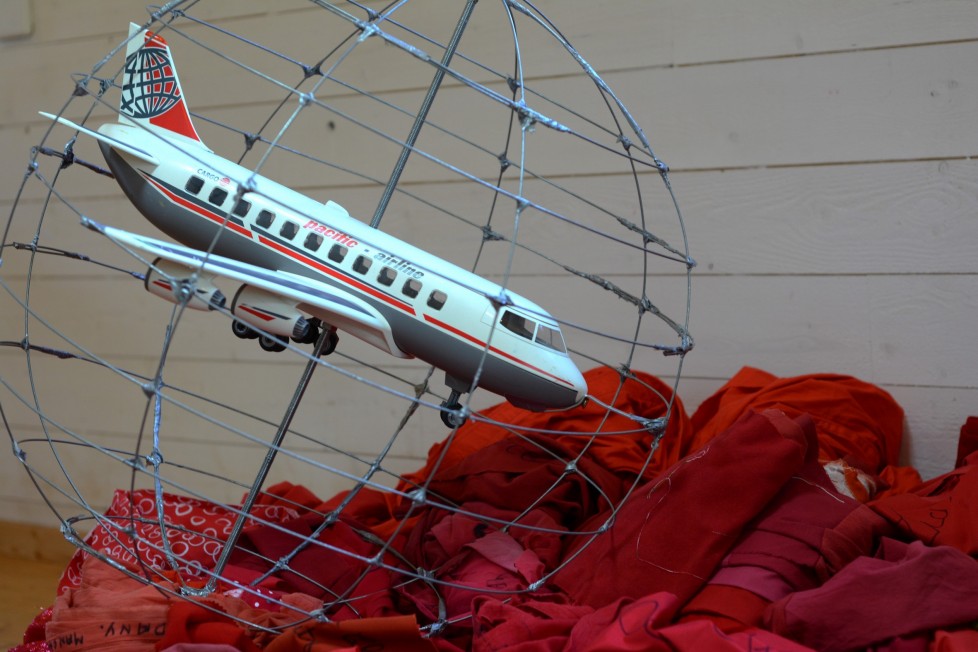 Sofie Vinet - Fille de la terre - La Pelote de Chiffons Rouges - échoué dans les chiffons