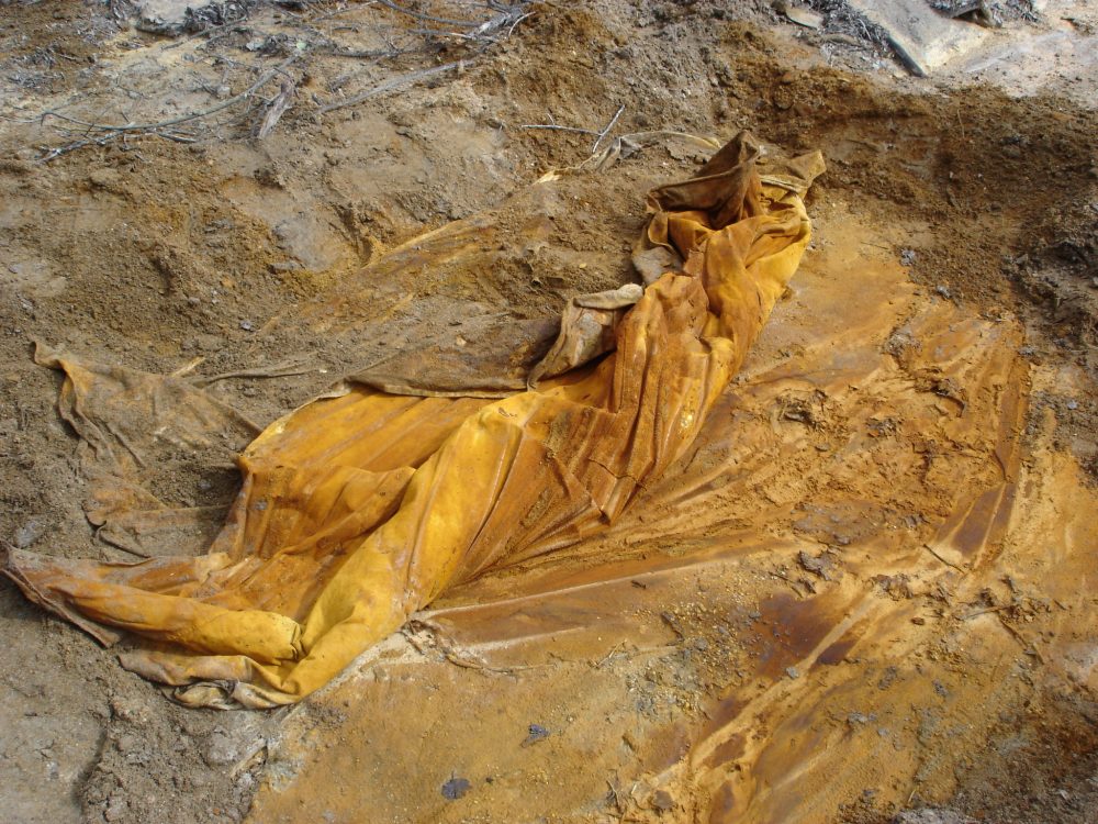 Sofie Vinet - Histoires de Femmes - Traverse - Enlèvement d'un drap in situ