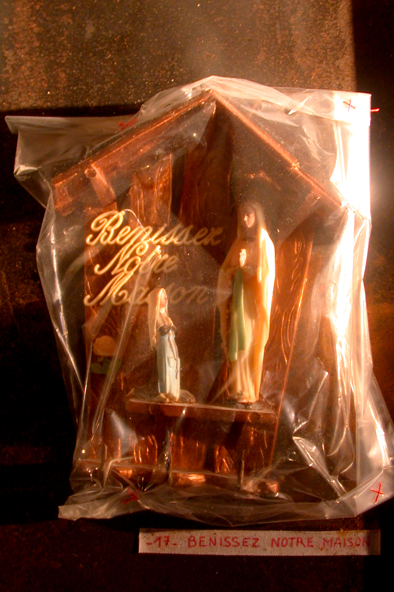 Sofie Vinet - Histoires de Femmes - Les Petites Affaires de Marie Louise - Priez pour Nous