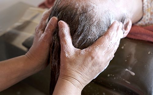 Madame Filosa artisane - coiffeuse - shampoing et massage