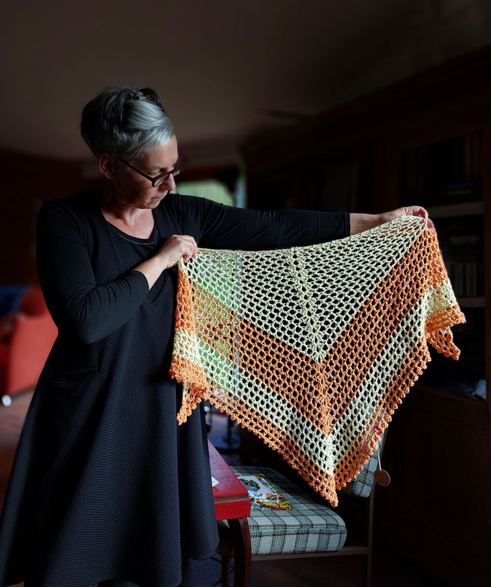 Madame Filosa artisane - créations - petit châle en soie coton pour l'été